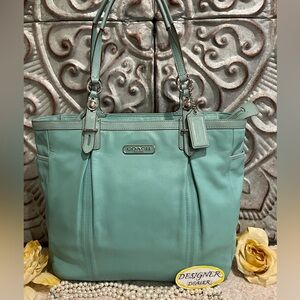 COACH Gallery Leather North South Tote # 16562 EUC Laguna